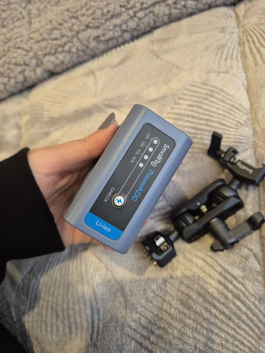 Monitor Atomos Shinobi 5" 4K HDR + Bateria + Adaptador Nato SmallRig