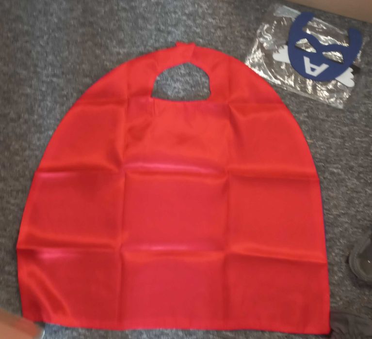 Peleryna i maska Kapitan Ameryka przebranie na bal dla 3-4 latka