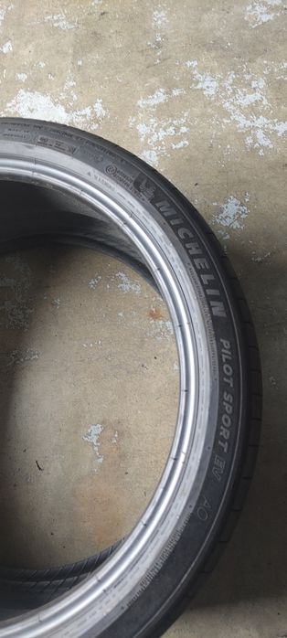Pneus 275/35/21 Michelin semi novos