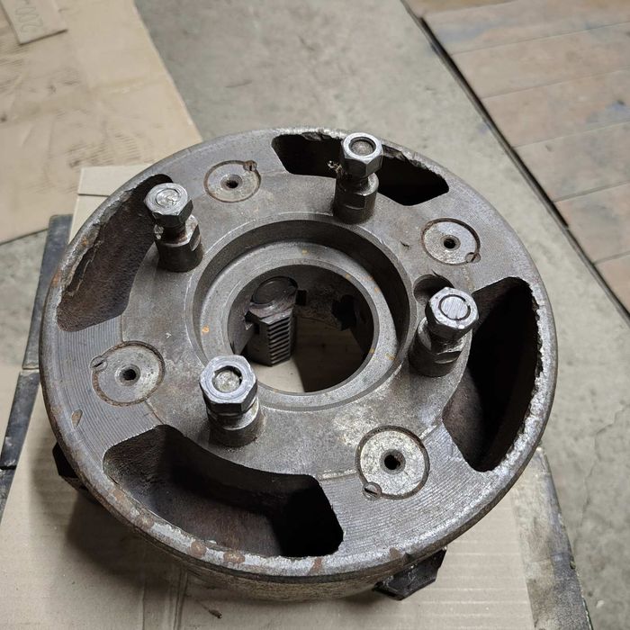 Токарный патрон 250 мм