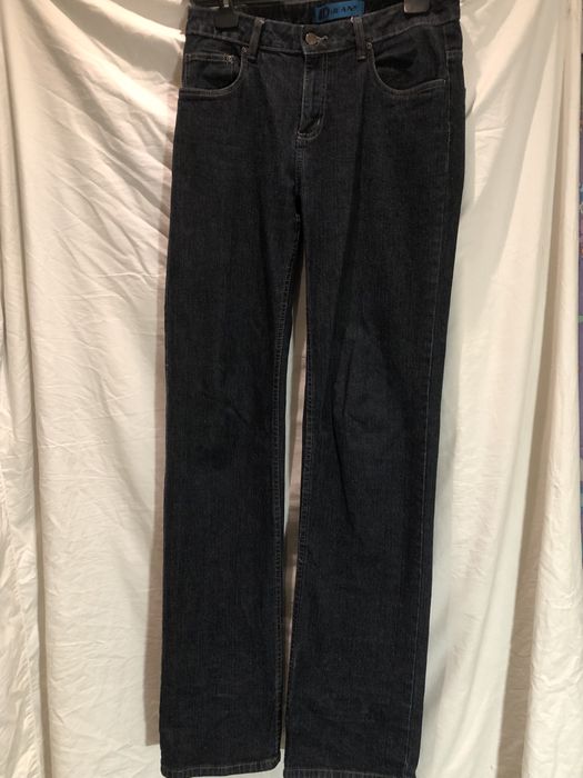 синие джинсы