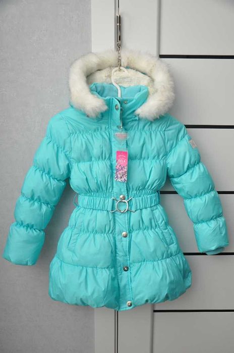 Теплый зимний пуховик куртка "SELA". На пуху. Возраст 5 - 6 лет.