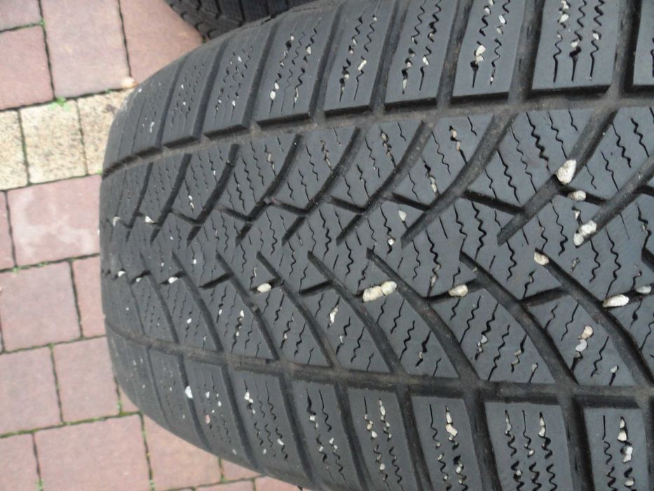 215/55R16 Semperit Speed Grip 3