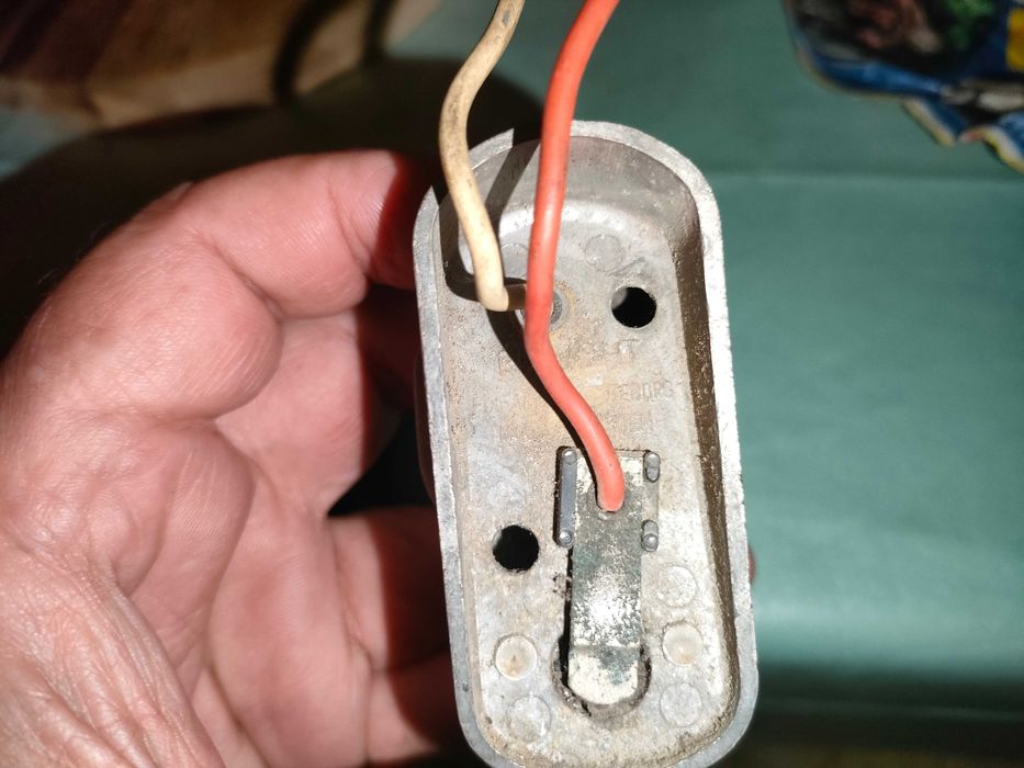 Volvo PV 444 farolins laterais