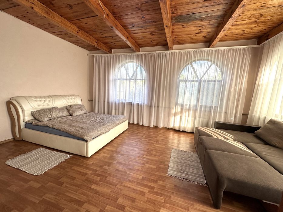 Большой дом с камином и мангалом