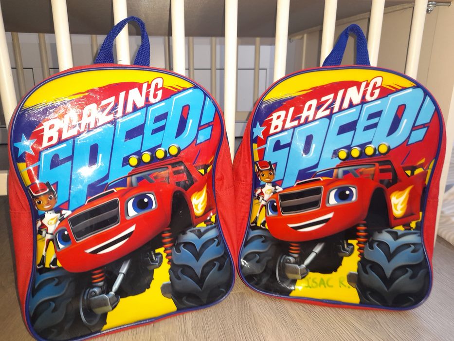 Mochilas Blaze e as Monster Machines