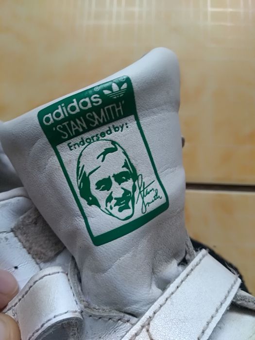Кроссовки Adidas