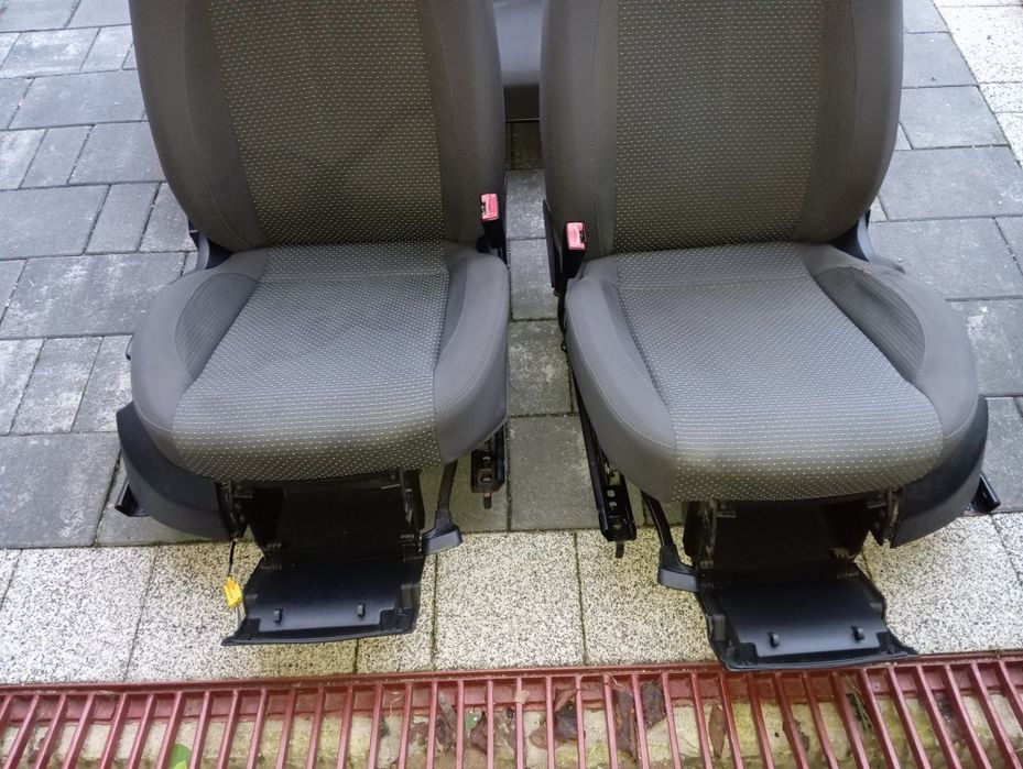 Fotele siedzenia kanapa Seat Altea