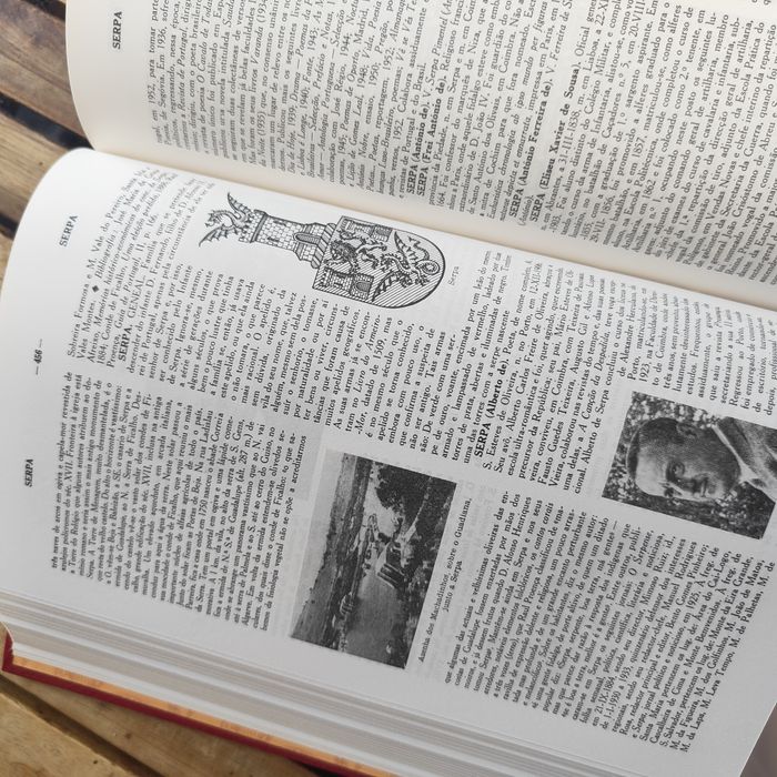 Grande Enciclopédia Portuguesa e Brasileira