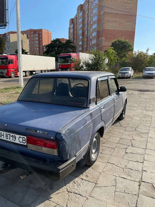 Продам машину  ваз 2107
