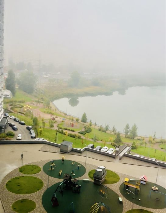 Продаж 2-кв від ВЛАСНИКА ЖК « Лебединий» вул. Ревуцького, 40-В метро