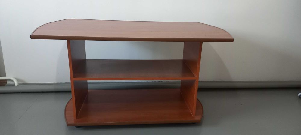 Стіл (на колесках)