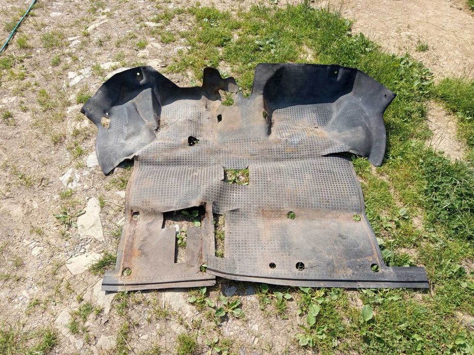 Продам ковролін т 4