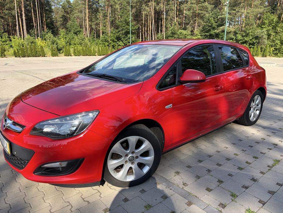Opel Astra J 2014r Idealna / Cena  do negocjacji /