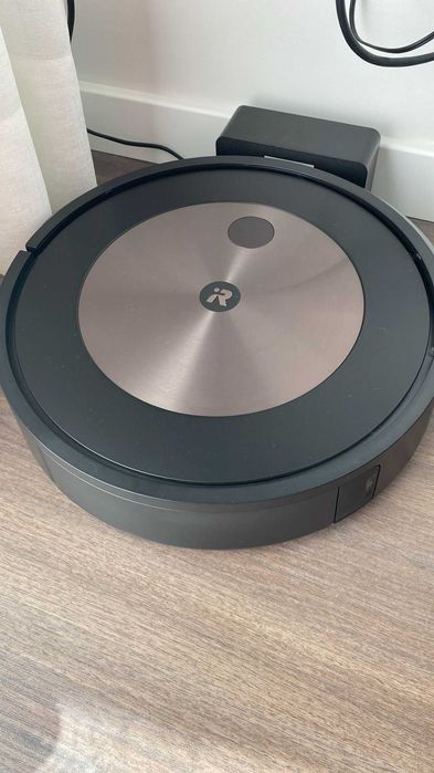 iRobot Roomba J7