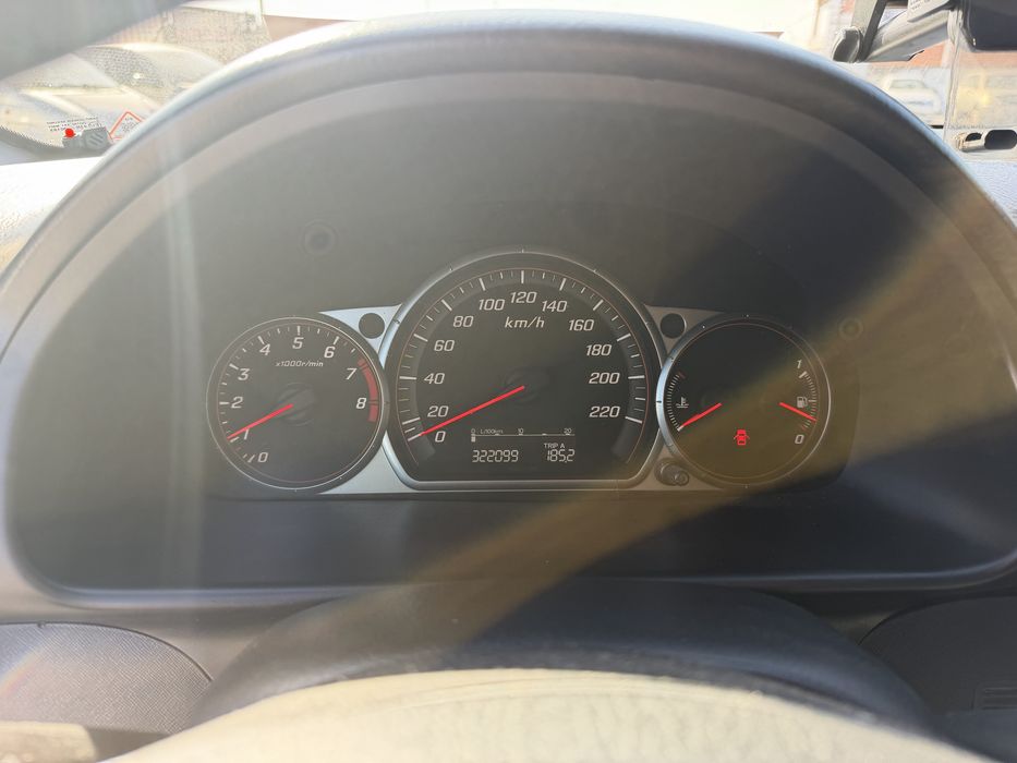 Honda cr v 2.0 механіка 4х4
