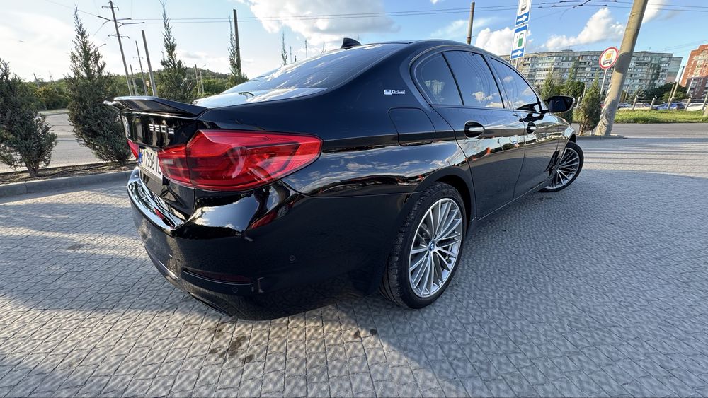 BMW 5 Series 2018 VIN WBAJB1C53JB374617 фото оголошення 5 з 8