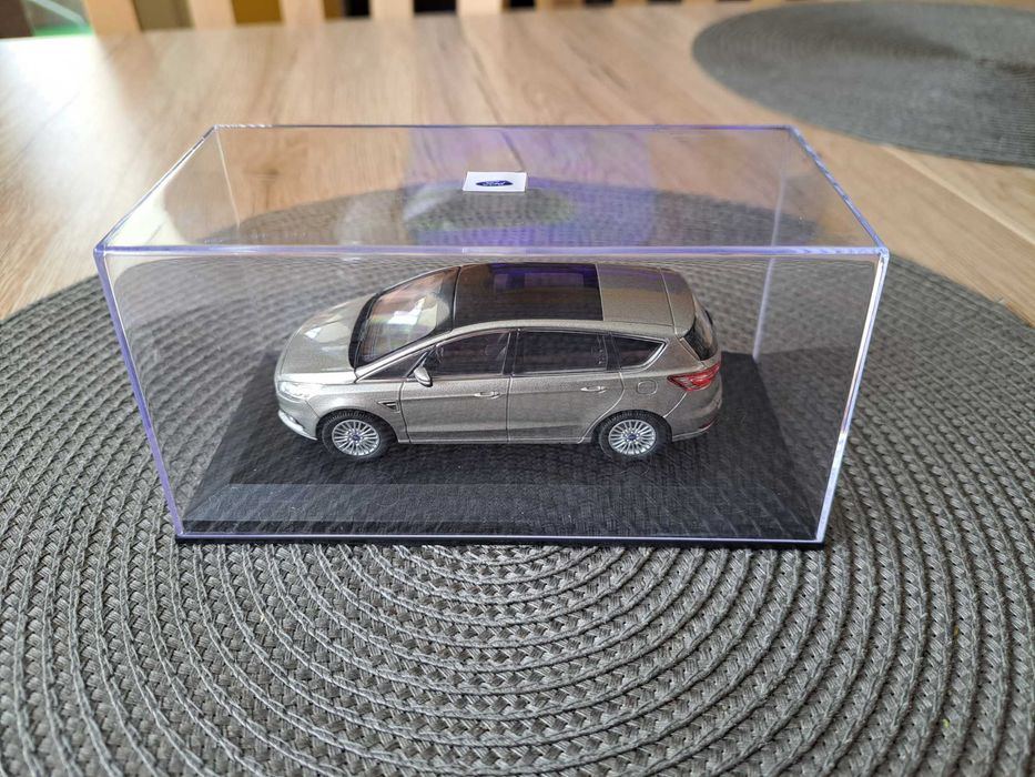 Ford S-Max mk2 srebrny Norev 1:43