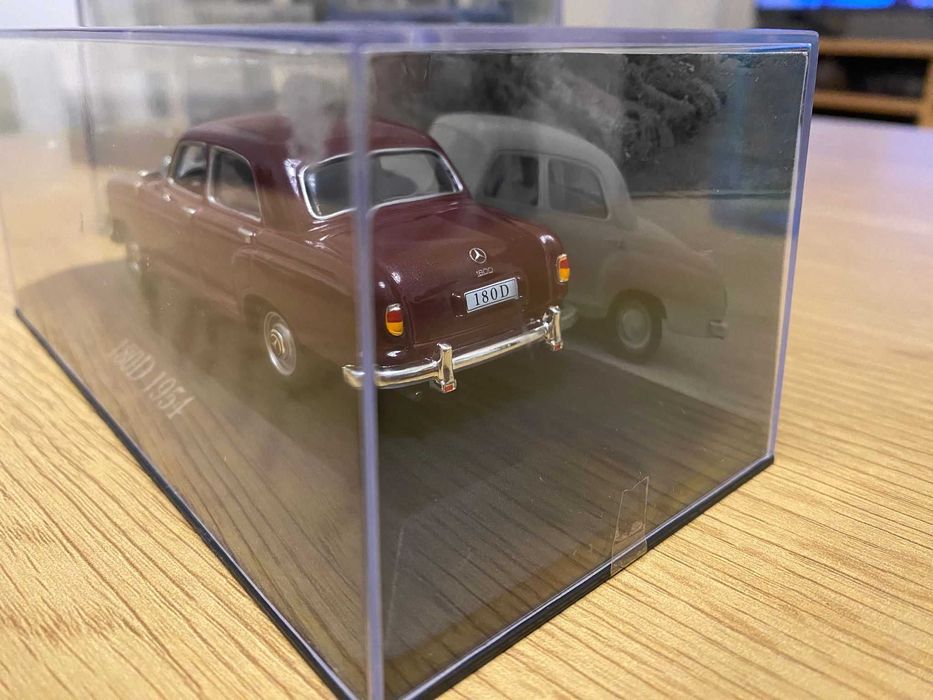 Miniaturas Mercedes-Benz 1:43 – G500 V8 1993 e 180D 1954
