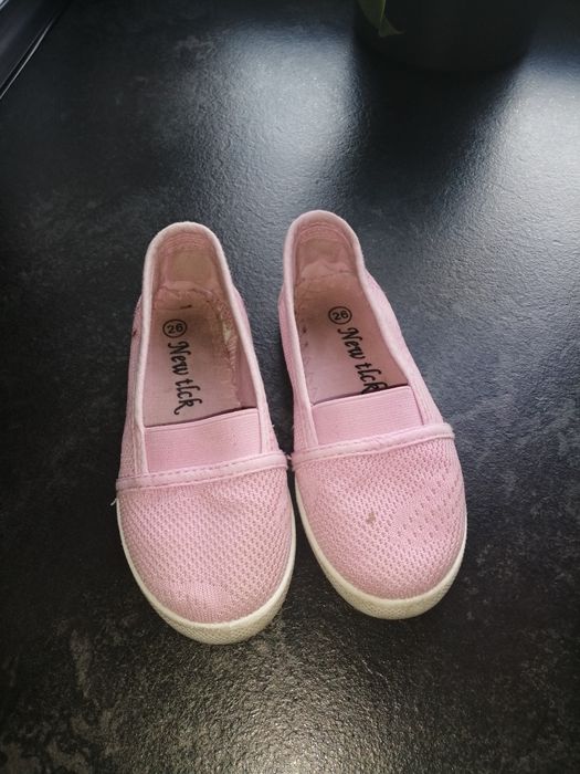 Tenisówki  dziewczęce r. 26