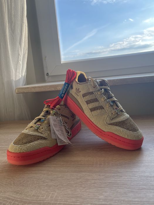 ADIDAS x THE GRINCH  FORUM LOW