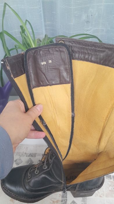 Чоботи шкіряні на осінь ART