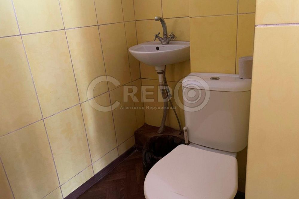 Оренда магазину, вул. Кобилянського