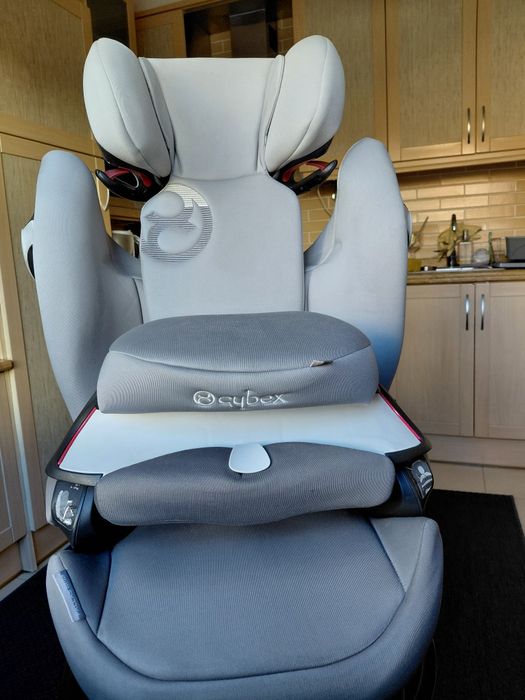 Cadeira de bebê para carro - com isofix