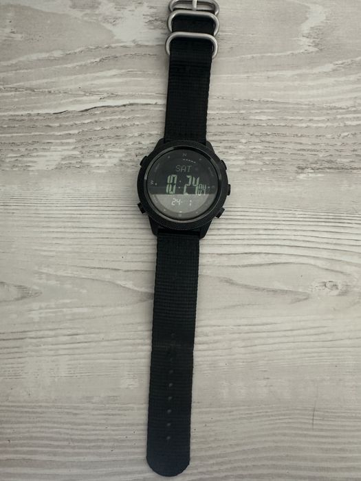 Цифровий чорний наручний годинник Apache-46 North Edge