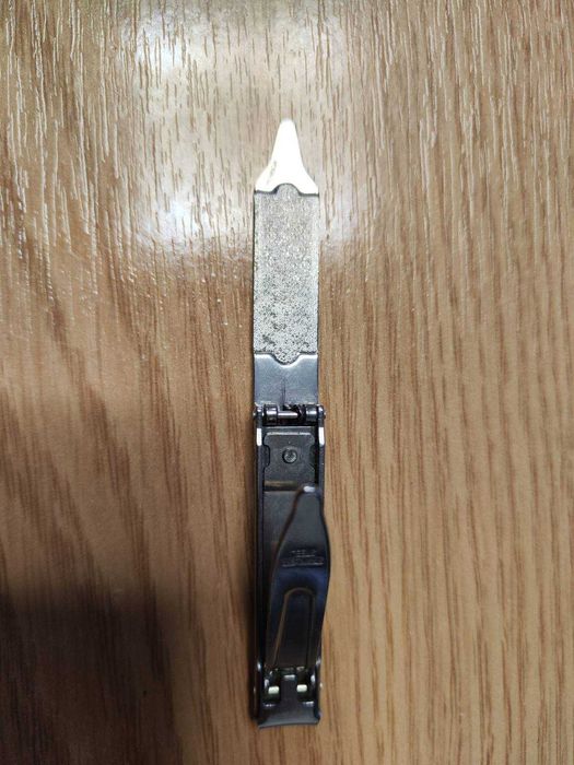 Кусачки манікюрні Victorinox 8.2055.C