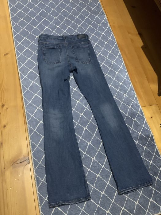 Bootcut jeans/flared jeans