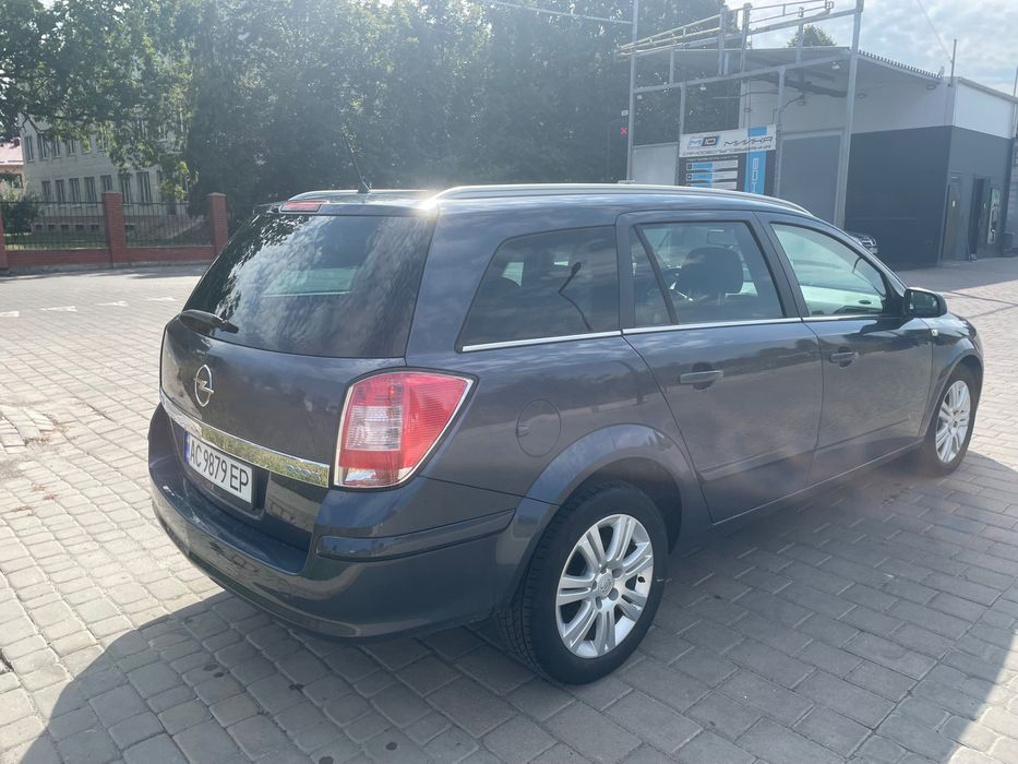 Opel Astra H 2009 1.7d Терміново
