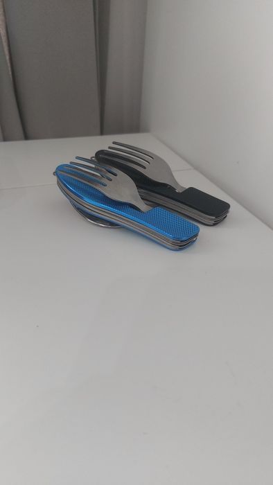 Zestaw sztućców turystycznych