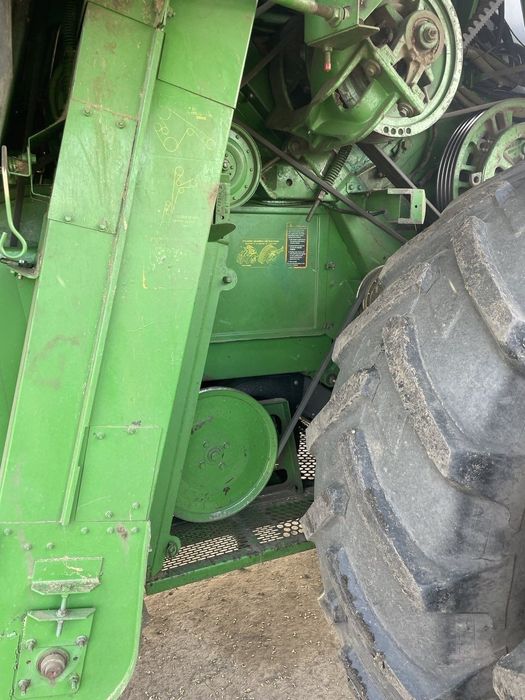 Комбайн зернозбиральний ДЖОН ДІР 9610, жатка ФЛЕКС 7.6, візок, 1999 р.