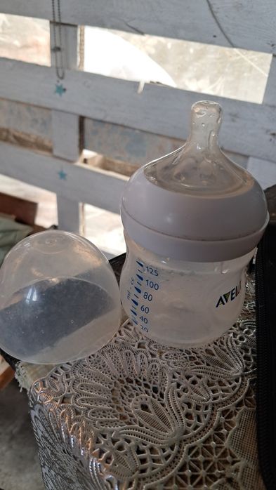 Продам бутылочку в подарок пустышка NUK