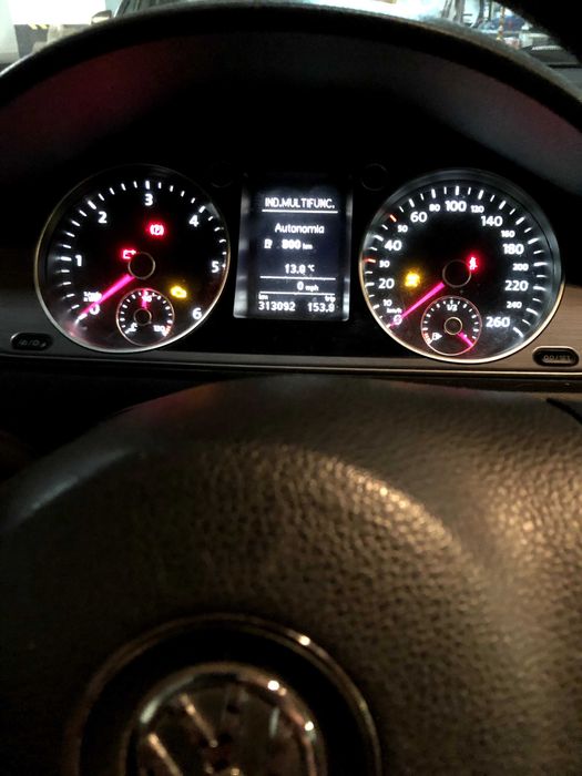 VW Passat 2012 bom estado