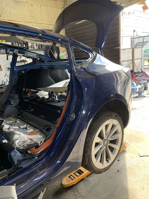 Четверть крило задня ліва Чорна Tesla model 3 21 PBSB, Розборка тесла 3 Y TESLA, Київ Видубичі