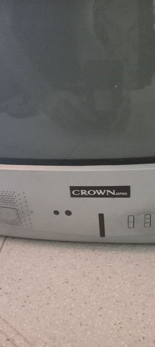 Televisão crown 43