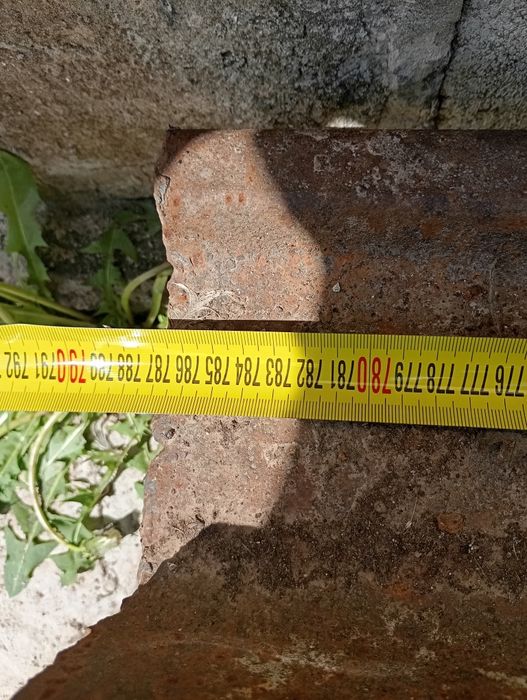 Рельса в хорошем состоянии, длинная