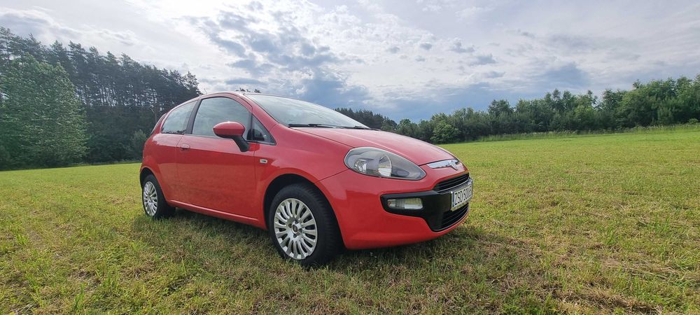 Fiat Punto 2011  rok