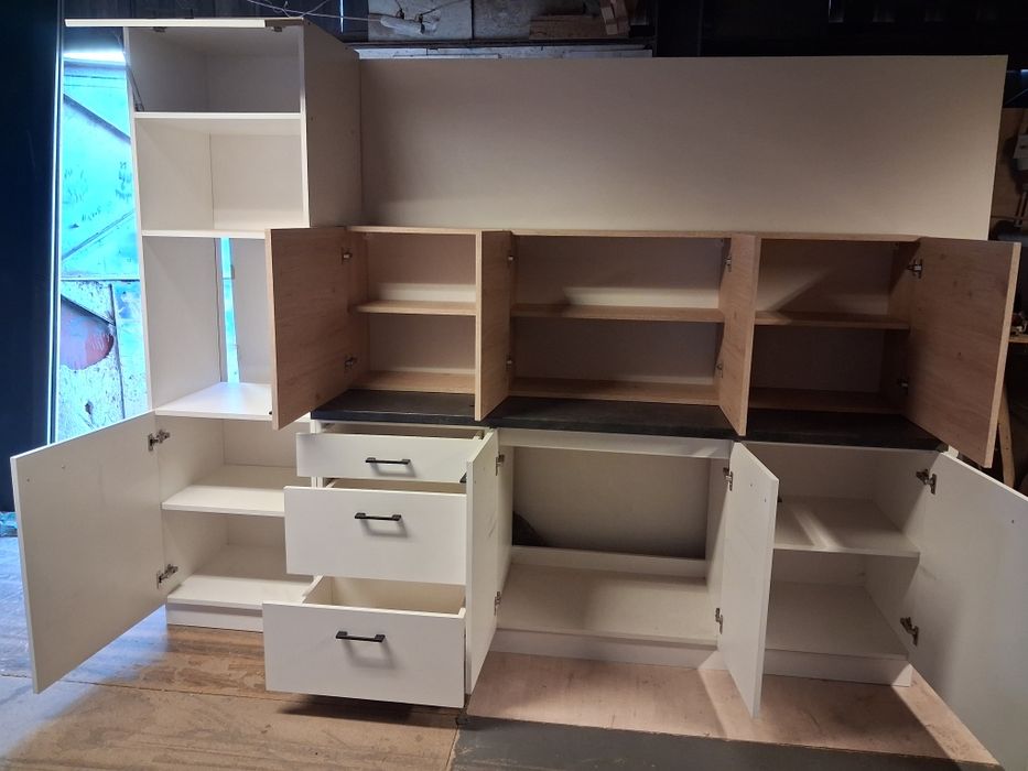 Meble  kuchenne z blatem nowe ostatnia sztuka