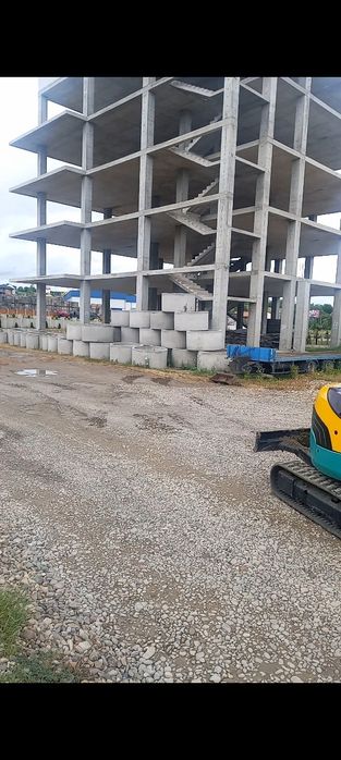 Послуги екскаватора, Бетонні кольца, Каналізації під ключ.