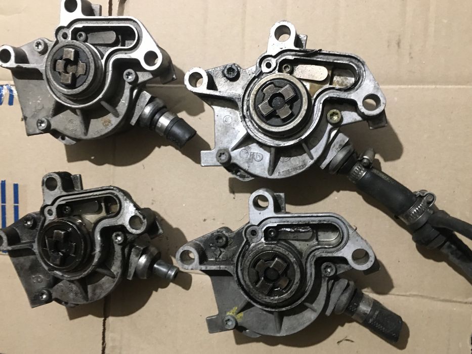 Вакумний насос Шкода пассат б5 Октавія, Гольф 4, Толедо, Ауді А3