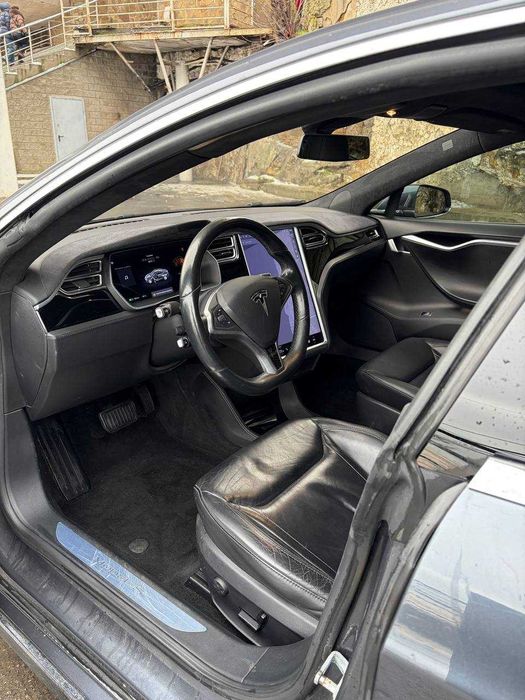 Tesla model s 2015 85D