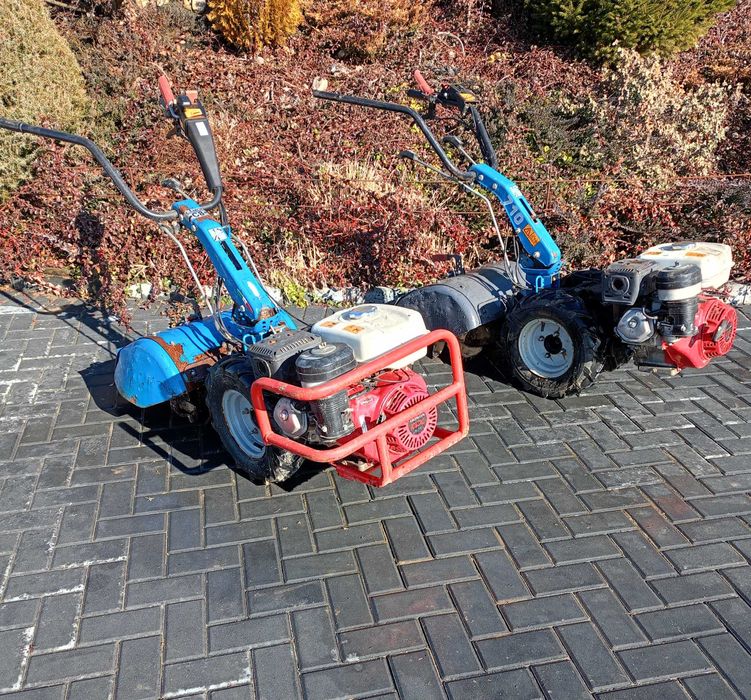 Dzik ciągniczek glebogryzarka  BCS spalinowa traktorek jednoosiowy