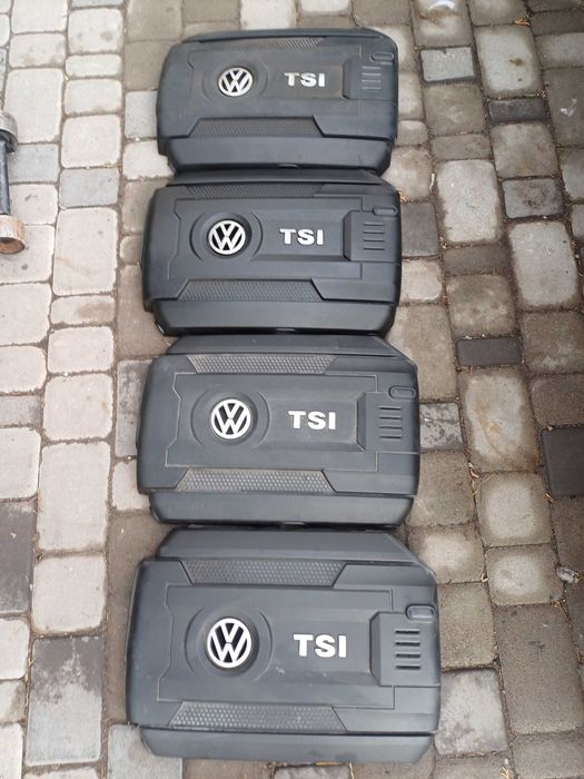 Декоративна кришка двигуна Volkswagen Passat 1.8 TSI 11-19 рік.