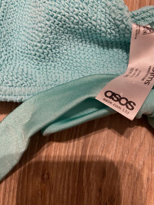 Góra od bikini 36 s asos