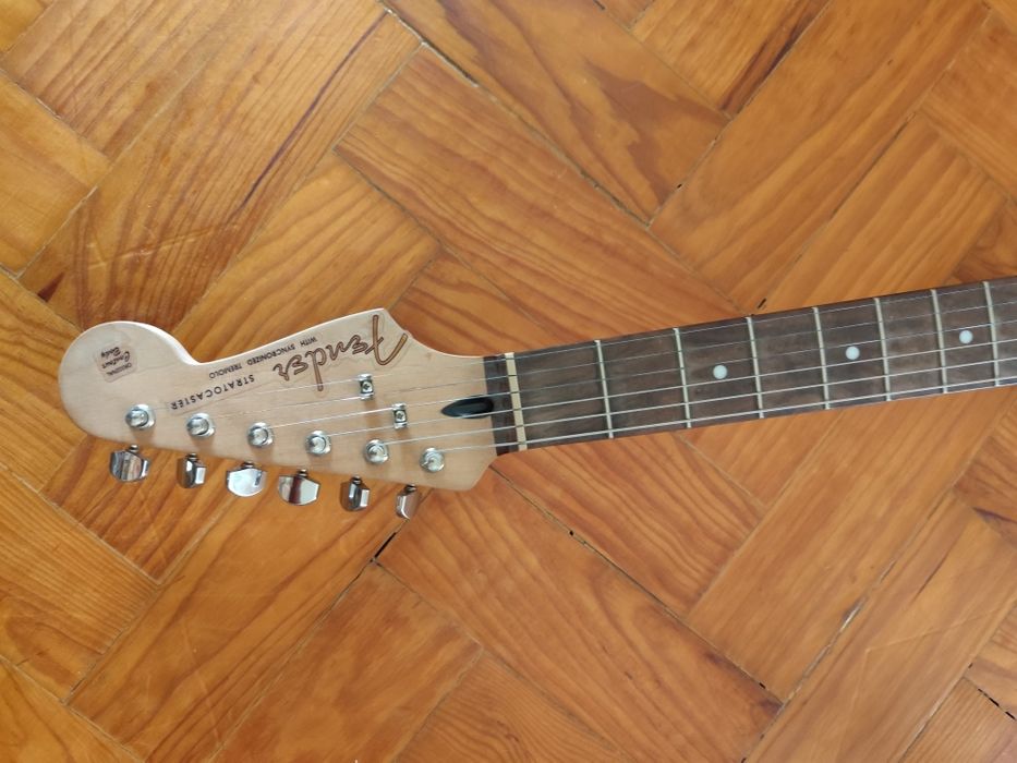 Guitarra Stratocaster fender