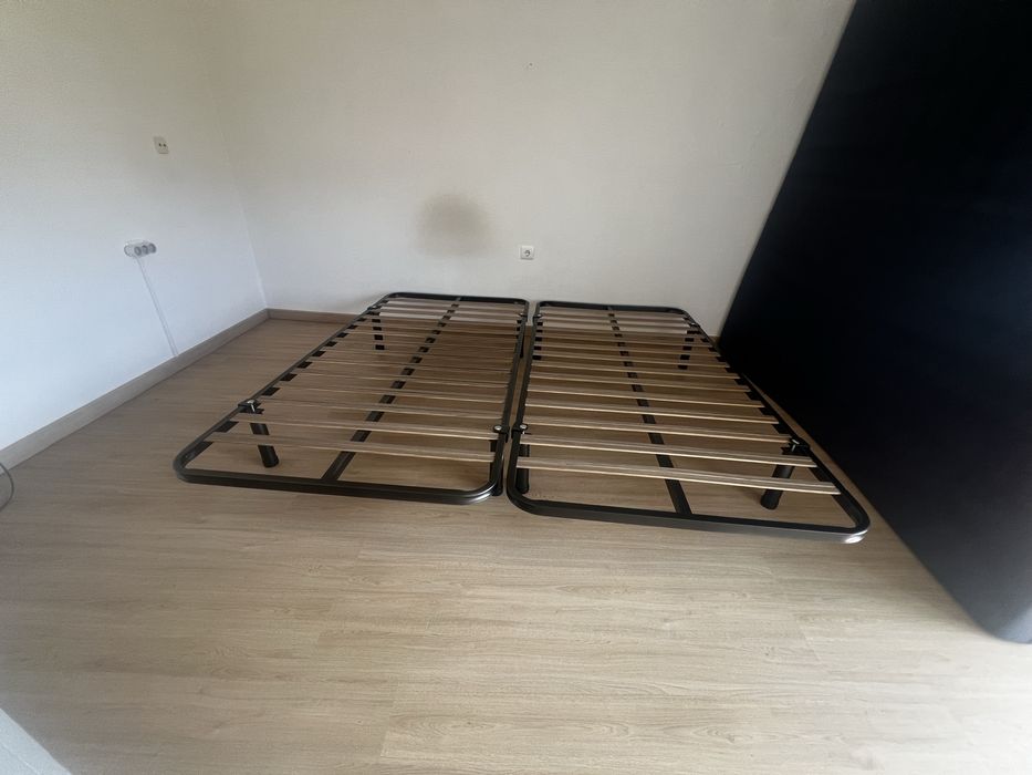 Vendo 2 estrados