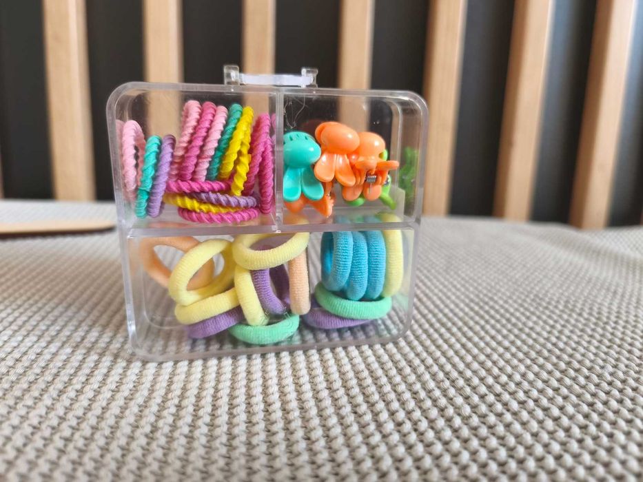Nowe kolorowe spinki żabki gumeczki do włosów gumki dla dziecka
